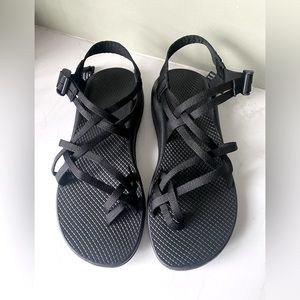 Chaco Sandals / Black / •W11• / double strap toe /